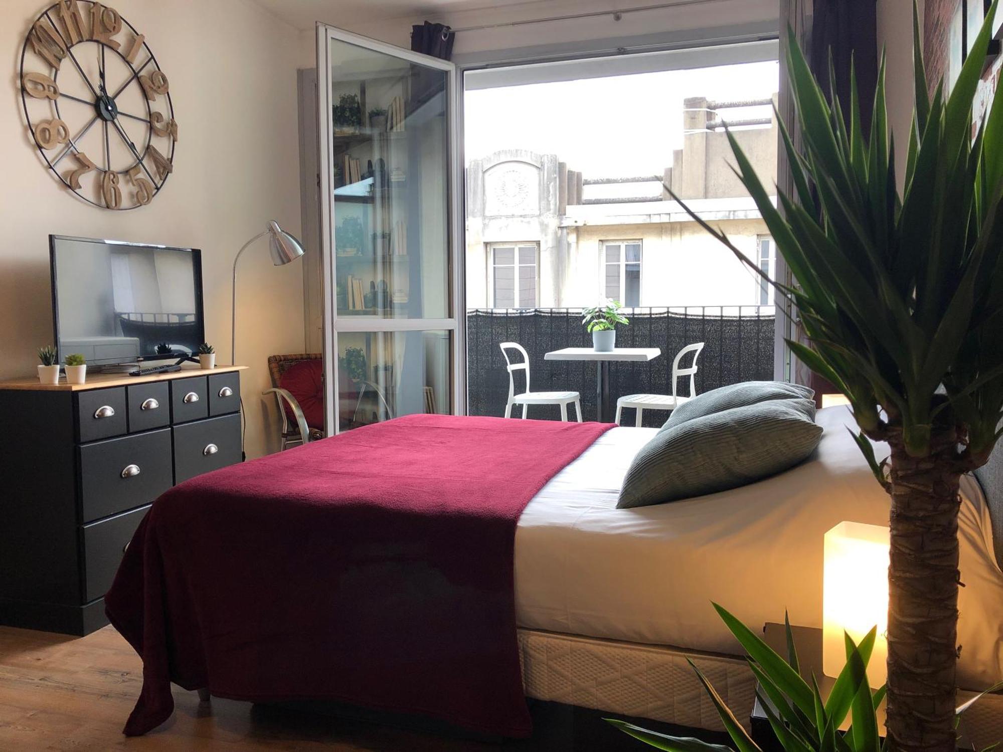 Studio Avec Balcon & Parking Gratuit - Tours Gare Экстерьер фото