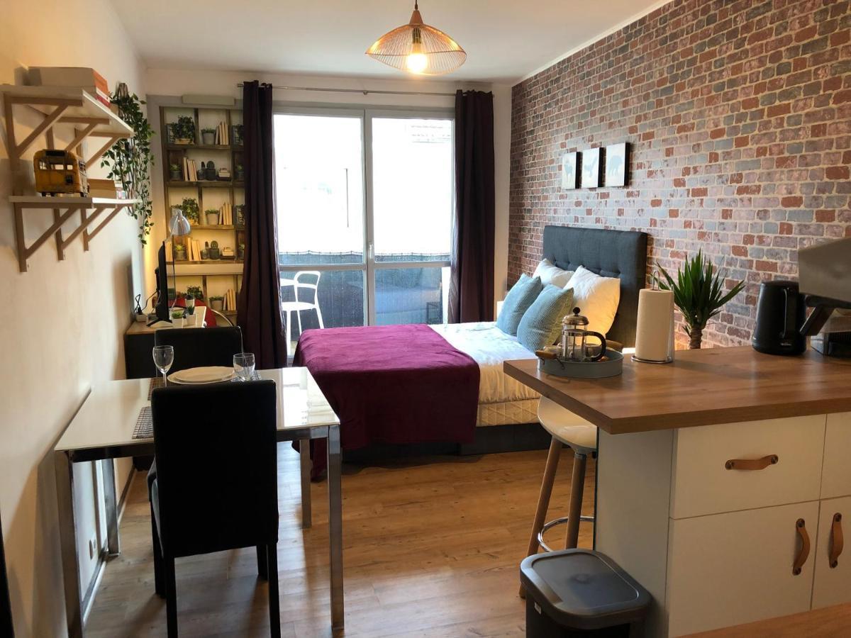Studio Avec Balcon & Parking Gratuit - Tours Gare Экстерьер фото